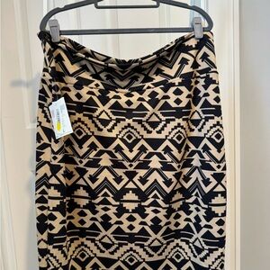 LuLaRoe Black and Tan Geometric Pencil Skirt